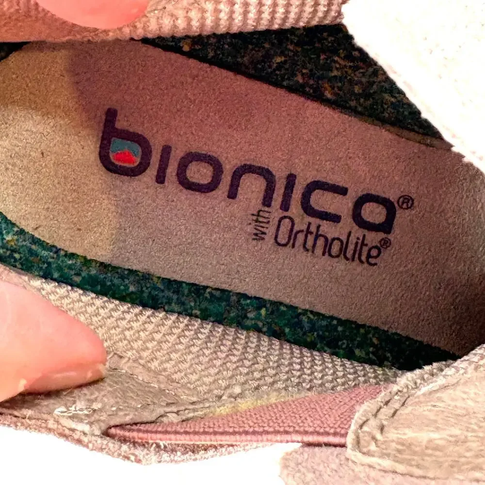 Bionica Ortholite All Weather Oana Boot 6.5 Lilac Suede Bootie Sneaker Travel